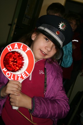 Hilfspolizistin Josi.
