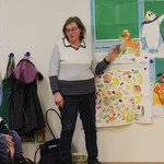 Frau Henkefend hat uns die verschiedenen Lebensmittelgruppen erklärt (vergrößerte Bildansicht wird geöffnet)