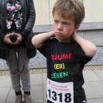 Felix am warten (vergrößerte Bildansicht wird geöffnet)