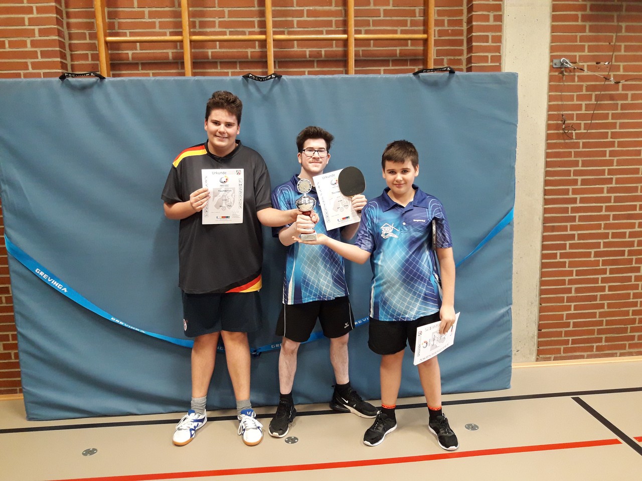 Das Siegerteam:  Keno, Dominik und Timur (von links)